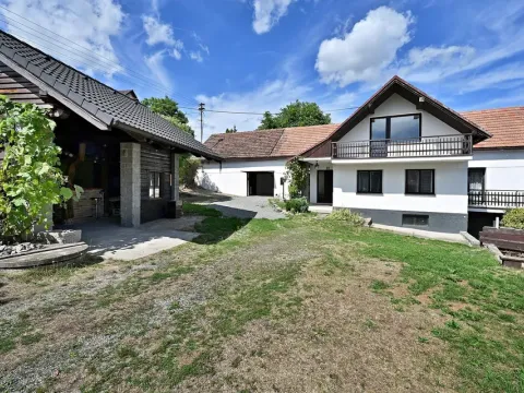 Prodej rodinného domu, Milešov, 250 m2