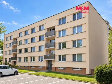 Pronájem bytu 3+1, Chvaletice, Kolínská, 79 m2