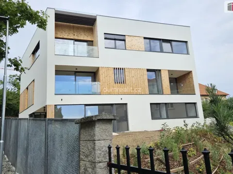 Pronájem bytu 2+kk, Praha - Motol, Pod Homolkou, 70 m2