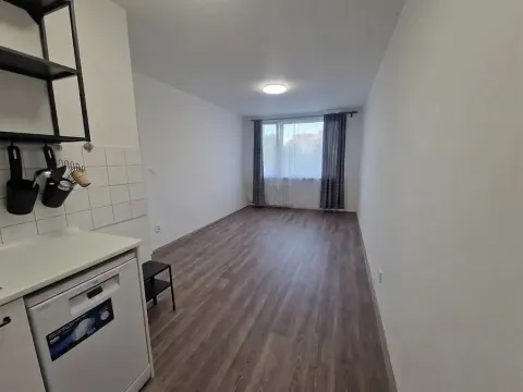 Pronájem bytu 2+kk, Praha - Záběhlice, Jabloňová, 40 m2