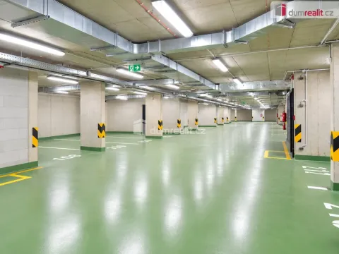 Pronájem garáže, Praha - Letňany, Miroslava Hajna, 18 m2