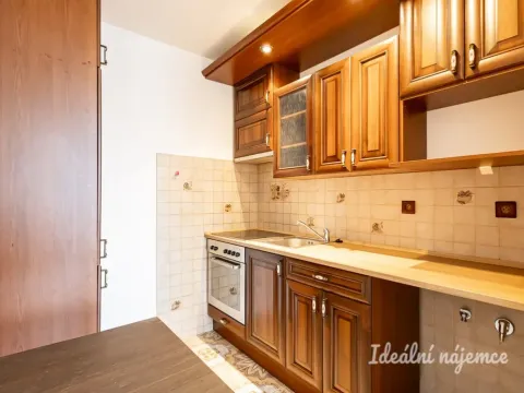 Pronájem bytu 2+kk, Praha - Komořany, Na Komořsku, 45 m2