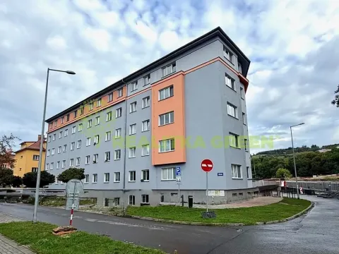Prodej bytu 2+1, Vsetín, Sušilova, 38 m2