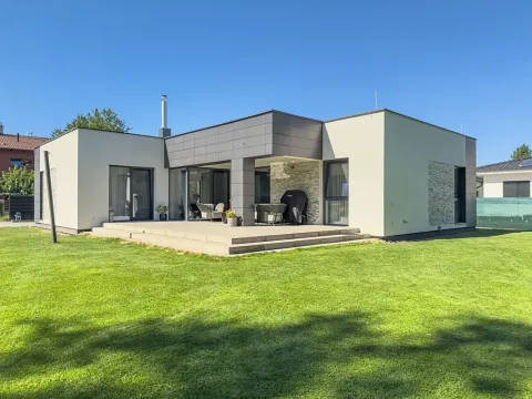 Prodej rodinného domu, Kamenice, 181 m2
