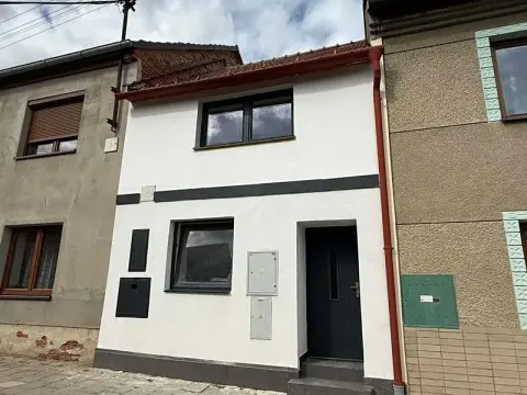 Prodej vícegeneračního domu, Ondratice, 110 m2