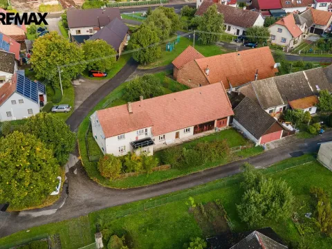 Prodej rodinného domu, Slavětín nad Metují, 450 m2