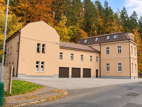 Prodej komerční nemovitosti, Březová, Hamerská, 100 m2