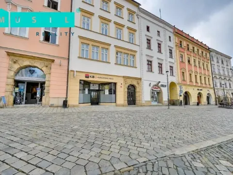 Pronájem obchodního prostoru, Olomouc, Horní náměstí, 300 m2