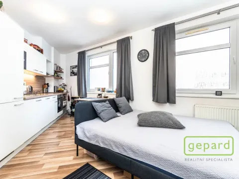 Pronájem bytu 1+kk, Praha, Ke kříži, 26 m2