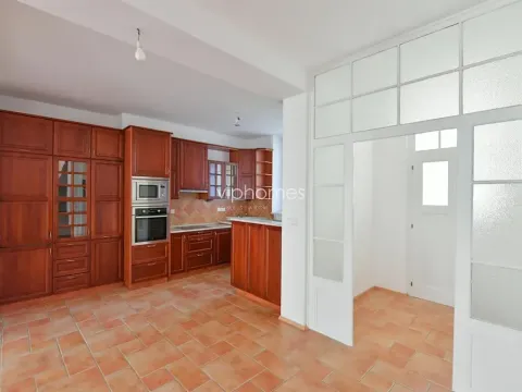 Pronájem rodinného domu, Praha - Střešovice, Západní, 210 m2