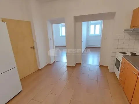 Pronájem bytu 3+1, Praha - Žižkov, Biskupcova, 70 m2