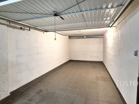 Pronájem garáže, Písek, Švantlova, 17 m2