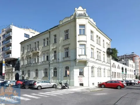 Pronájem kanceláře, Praha - Vinohrady, Chrudimská, 325 m2