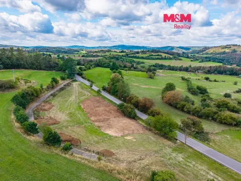 Pronájem zahrady, Milešov, 770 m2