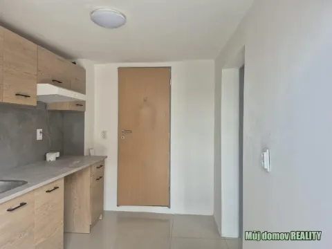 Pronájem bytu 2+kk, Praha - Libuš, Nad šejdrem, 45 m2