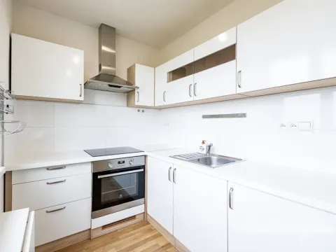 Pronájem bytu 2+1, Praha - Záběhlice, Želivecká, 55 m2