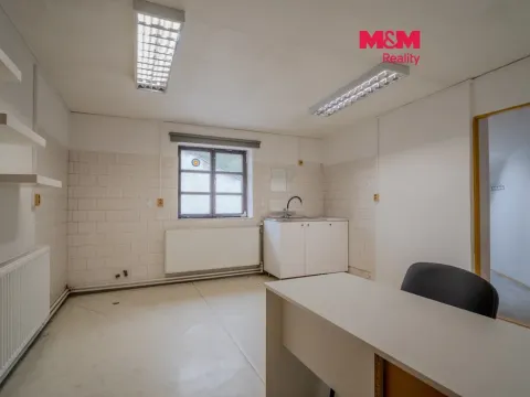 Pronájem obchodního prostoru, Ostrava - Michálkovice, Radniční, 21 m2
