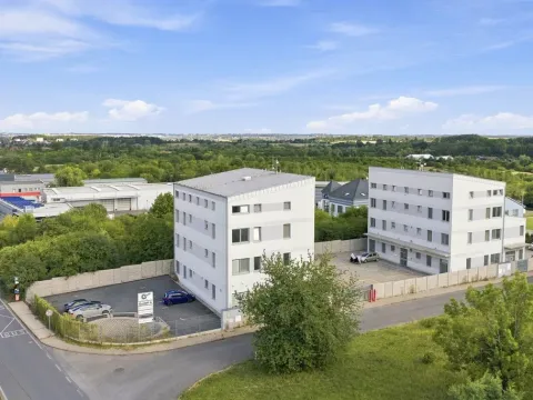 Pronájem bytu 1+1, Praha - Uhříněves, Bečovská, 1382 m2