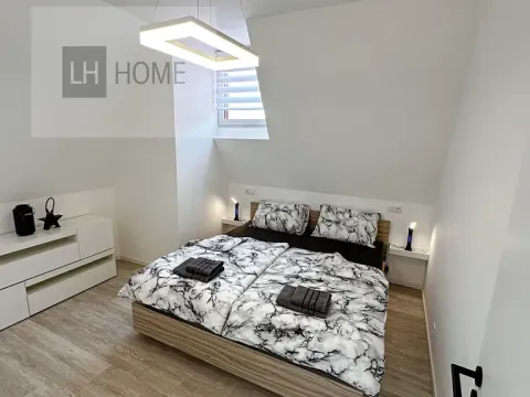 Pronájem bytu 4+kk, Karlovy Vary, 98 m2