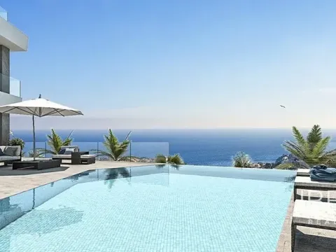 Prodej rodinného domu, Calp, Španělsko, 456 m2