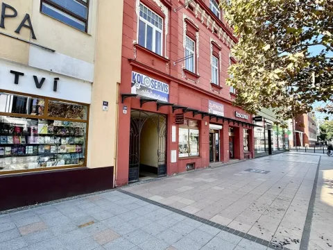 Pronájem kanceláře, Hodonín, Národní třída, 80 m2