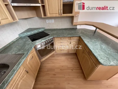 Pronájem bytu 2+kk, Praha - Strašnice, Názovská, 68 m2