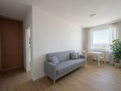 Pronájem bytu 2+kk, Praha - Kamýk, U Kamýku, 33 m2