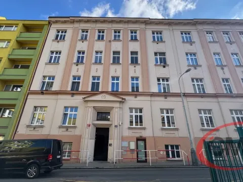 Prodej bytu 1+kk, Praha, Ohradní, 21 m2