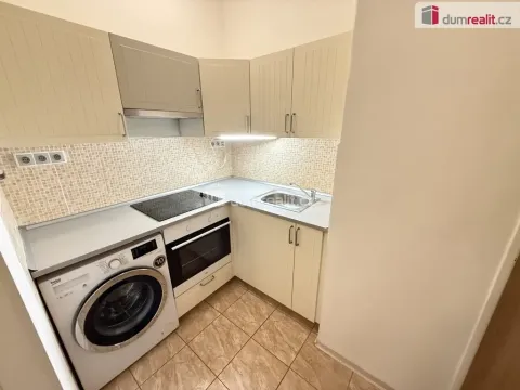 Prodej bytu 1+kk, Kladno, Čermákova, 29 m2