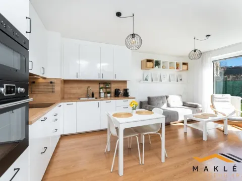 Pronájem bytu 2+kk, Praha - Hloubětín, Za černým mostem, 48 m2
