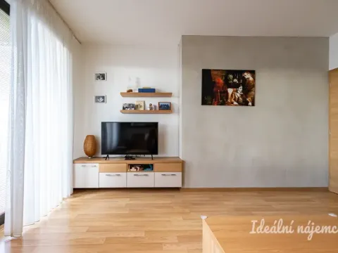 Pronájem bytu 2+kk, Praha - Vysočany, Sousedíkova, 59 m2