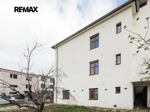 Prodej rodinného domu, Praha - Malešice, Bakalářská, 207 m2