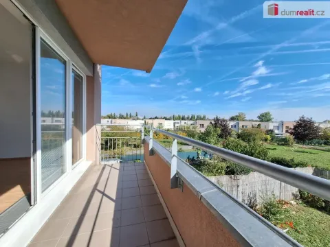Pronájem bytu 2+kk, Praha, Hlučkova, 63 m2