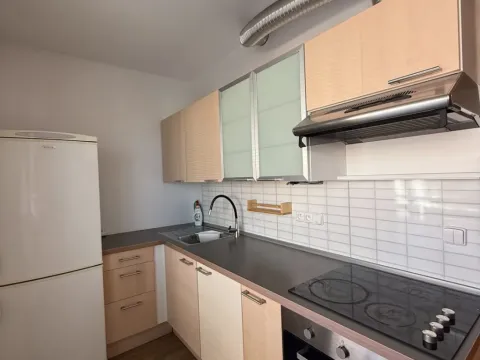 Pronájem bytu 2+kk, Třebíč - Horka-Domky, Václavské nám., 45 m2