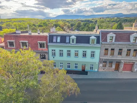 Prodej bytu 2+1, Novosedlice, Míru, 58 m2