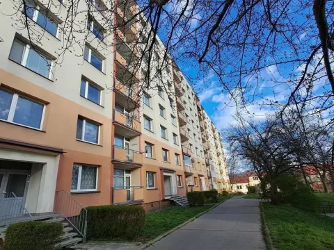 Pronájem bytu 1+kk, Ústí nad Labem - Ústí nad Labem-centrum, Stará, 20 m2