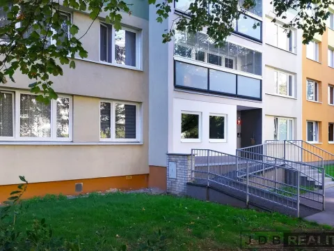 Prodej bytu 3+1, Praha - Prosek, Bílinská, 55 m2