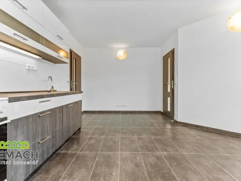 Pronájem bytu 2+kk, Náchod, V Náměrkách, 42 m2