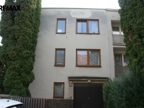 Prodej rodinného domu, Praha, Rackova, 168 m2