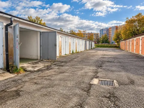 Pronájem garáže, České Budějovice, 17 m2