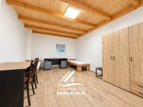 Pronájem bytu 1+kk, Děhylov, Porubská, 30 m2