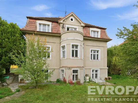 Prodej vily, Praha - Motol, U hrušky, 395 m2