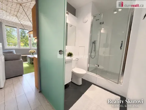 Prodej bytu 1+kk, Ústí nad Labem - Severní Terasa, Větrná, 21 m2